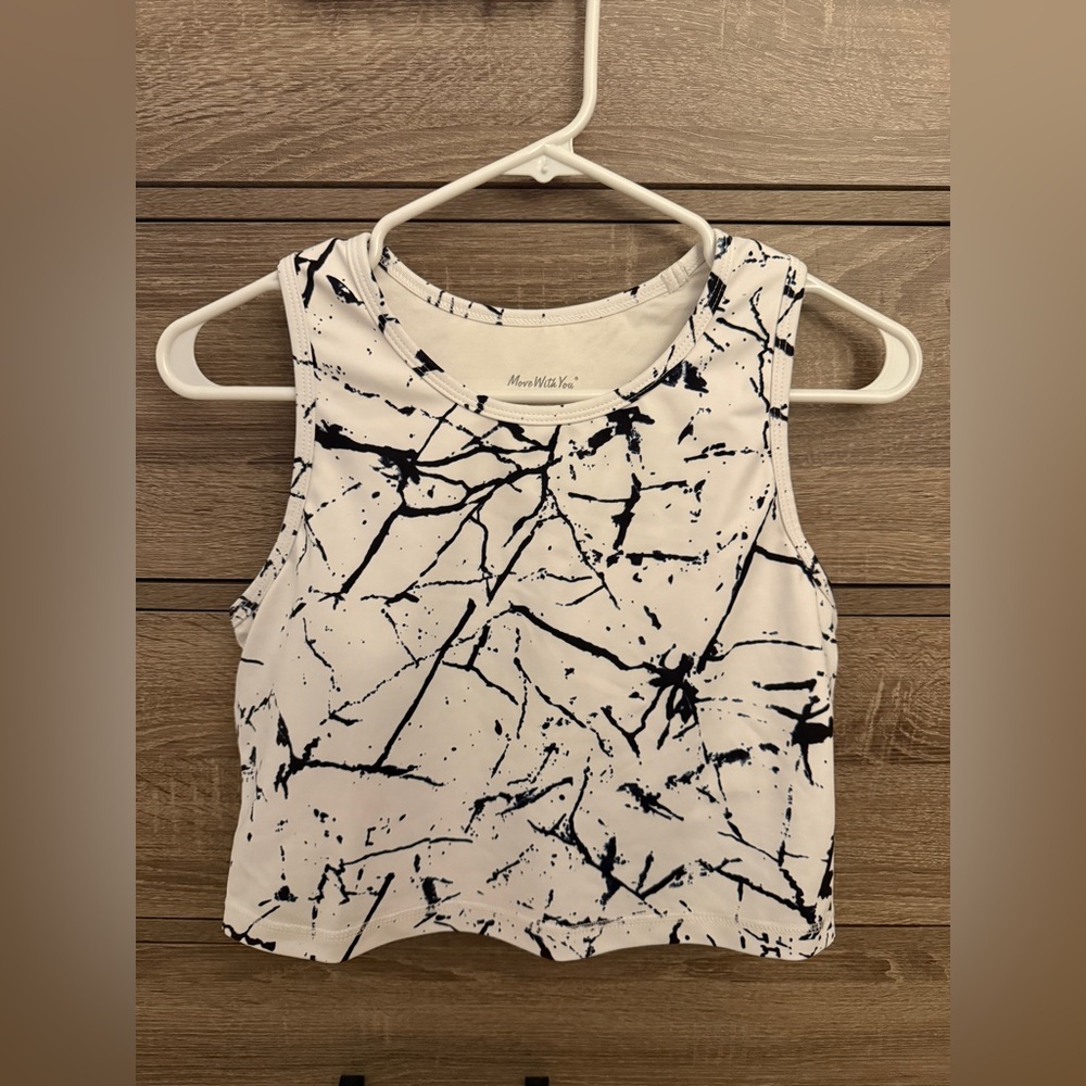 Women’s L Move With You Workout Top W/ Built-In Bra